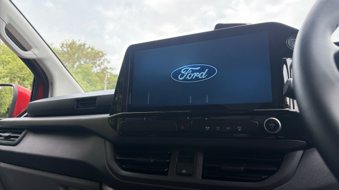 Ford Transit Custom 320 L1 Diesel Fwd 2.0 EcoBlue 170ps H1 Van Sport Auto - Image 15